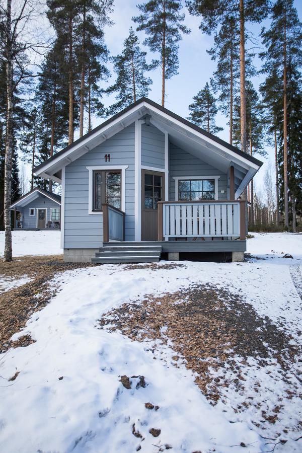 Hotel Kuus-Hukkala Harkala  Exterior foto